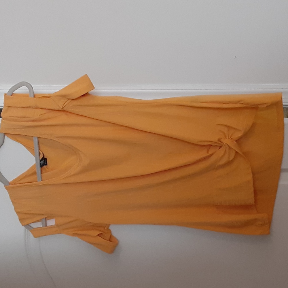 Top with vented short sleeves